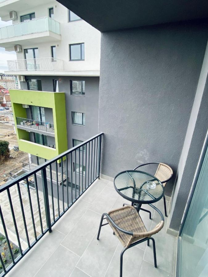Happyhome Central Deluxe Apartments Oradea Exterior photo